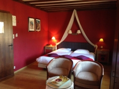 <p>Hotel Cosy in de Ardennen heeft verschillende kamers</p>
<p>Dit is een Twin kamer met zicht</p>
<p>www.hotelcosy.be</p>